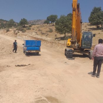 دو خبر از پروژه های اسکان در چهارمحال و بختیاری؛ احداث سالن ورزشی سرخون/ زیرسازی یک جاده مواصلاتی