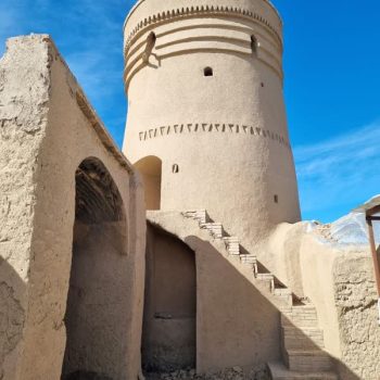 مرمت و بازسازی ابنیه تاریخی و فرهنگی در روستاهای شهرستان بهاباد