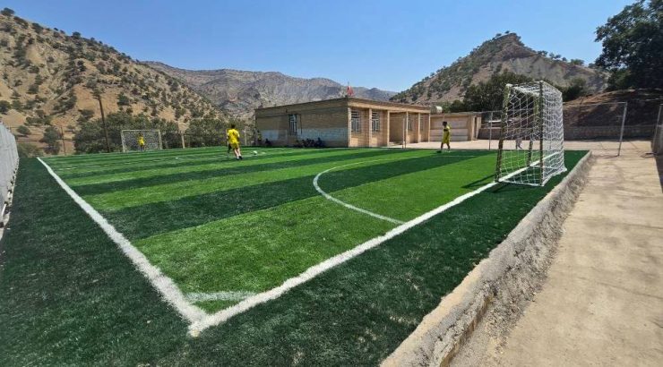 افتتاح زمین چمن مصنوعی فوتبال مدرسه شبانه روزی شهدای ماهرو