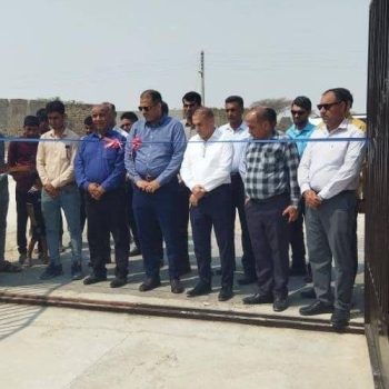 افتتاح زمین چمن مصنوعی فوتبال واقع در روستای تنب سیک شهرستان‌ لنگه در استان هرمزگان